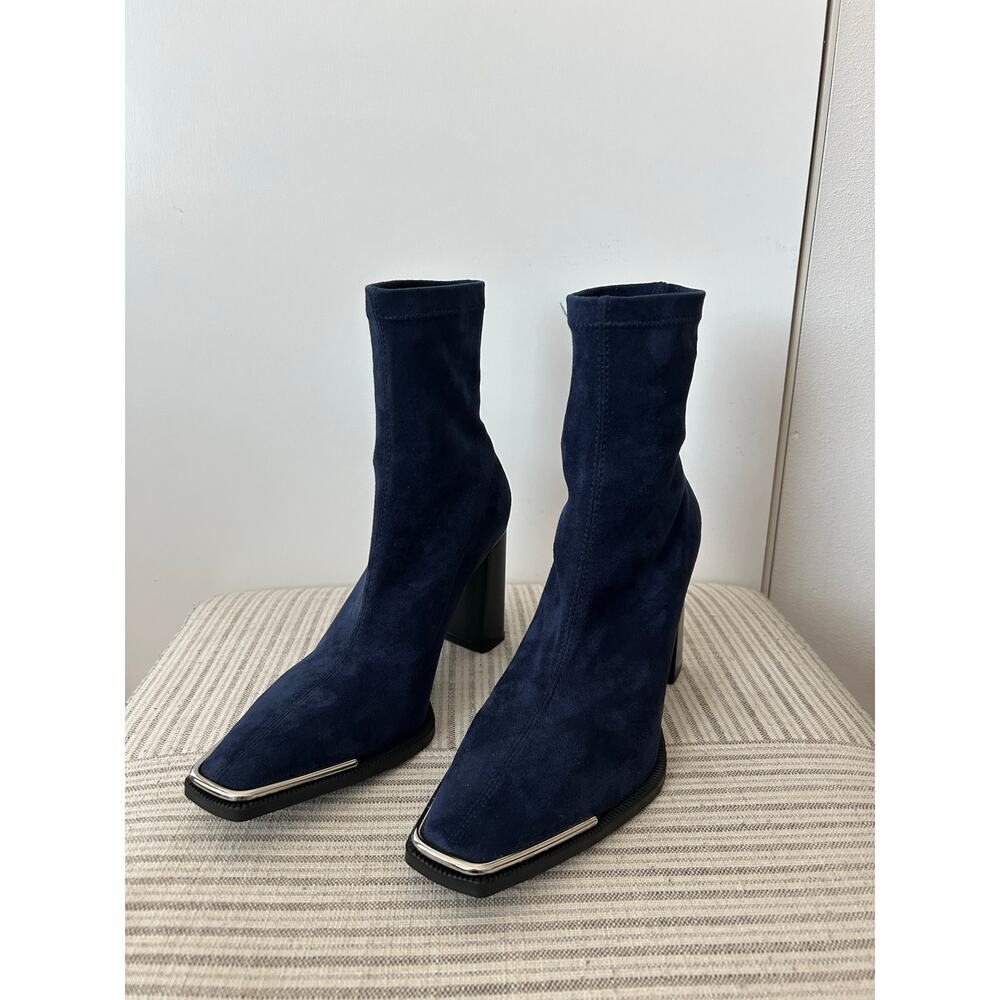Torgeis New York Womens Katya Navy Suede sock ankle block heel boot - sz 7 - Picture 2 of 7